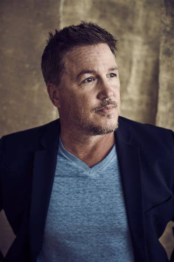 Lochlyn Munro's Financial Status and Wealth Accumulation Lochlyn Munro's Financial Status and Wealth Accumulation