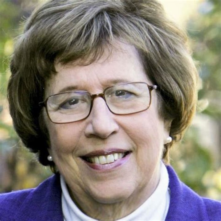 Lois Wolk