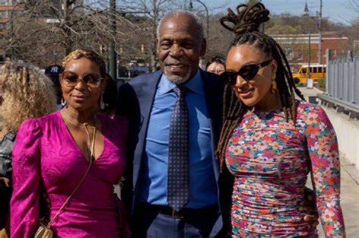 Mandisa Glover: Who is Danny Glover's only daughter?