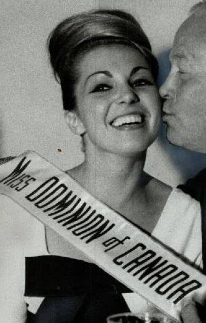 Mary Lou Farrell