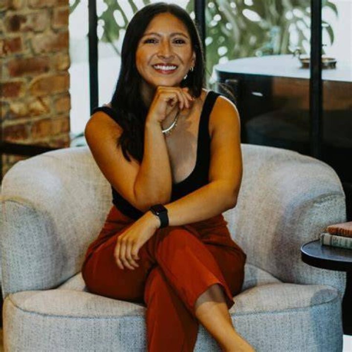 Mayra Dhiani