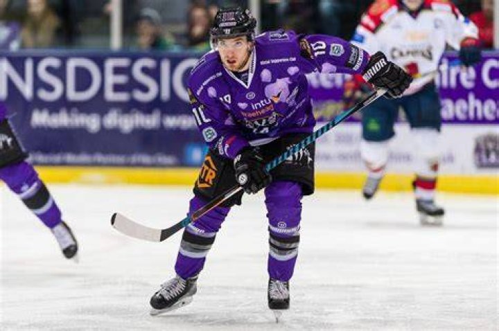 NHL Mike Hammond Wife: Was Nottingham Panthers Star Married? Family Mike Hammond Wife
