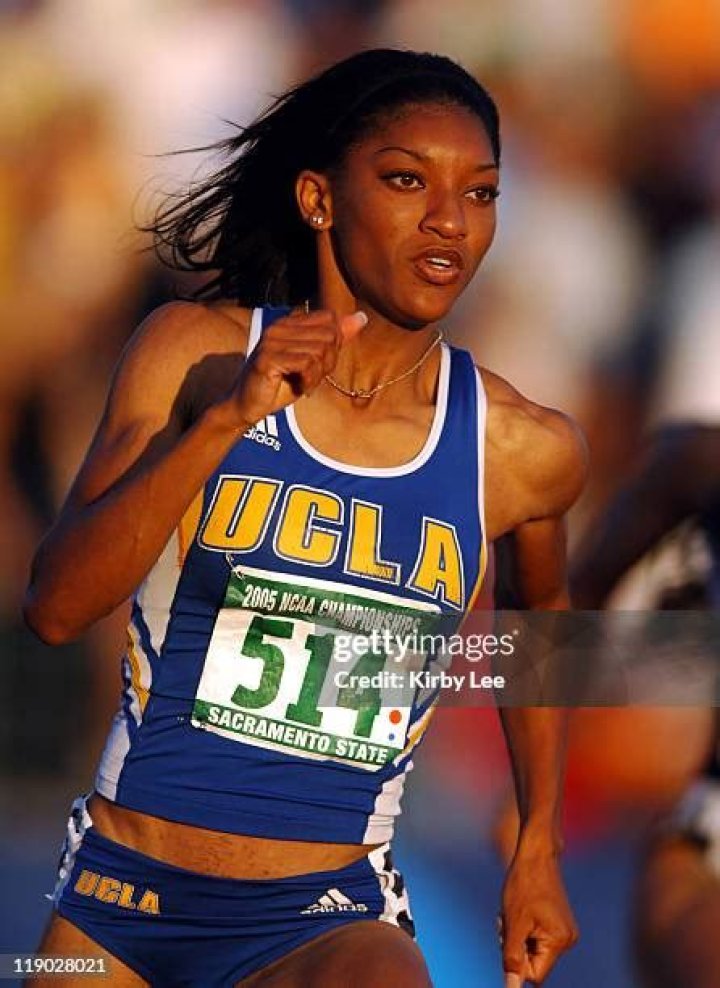 Monique Henderson