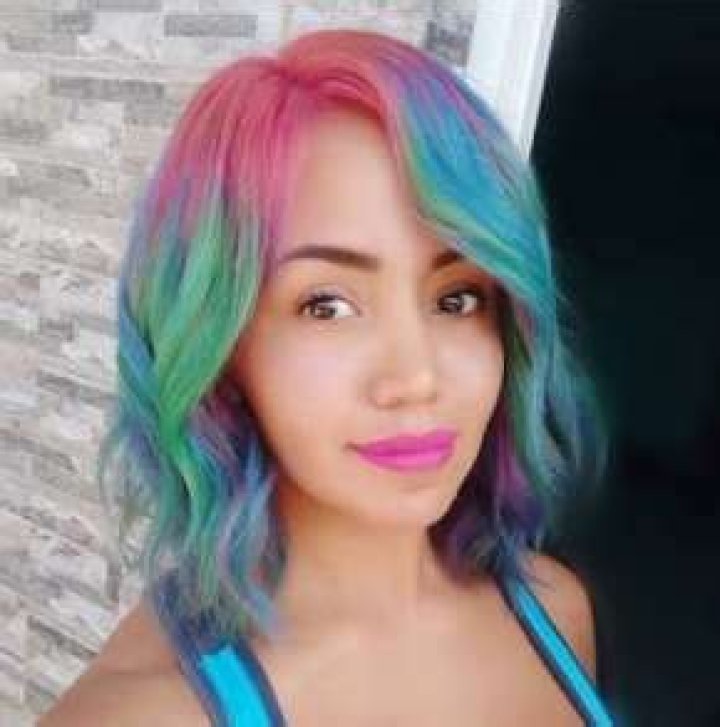 Mujer Luna Bella