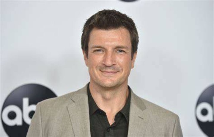 nathan fillion net worth