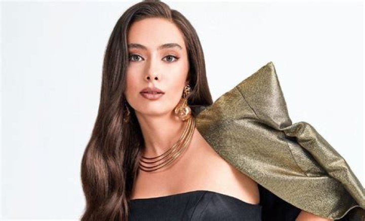 Neslihan Atagül Neslihan Atagül