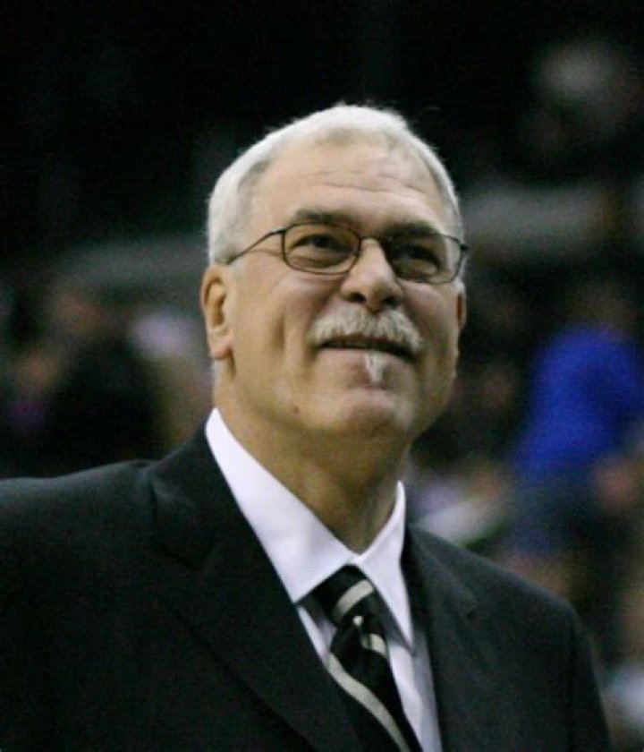 Phil Jackson coaching the Los Angeles Lakers Phil Jackson coaching the Los Angeles Lakers