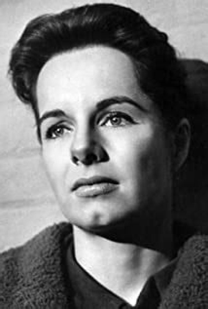Phyllis Love Net Worth