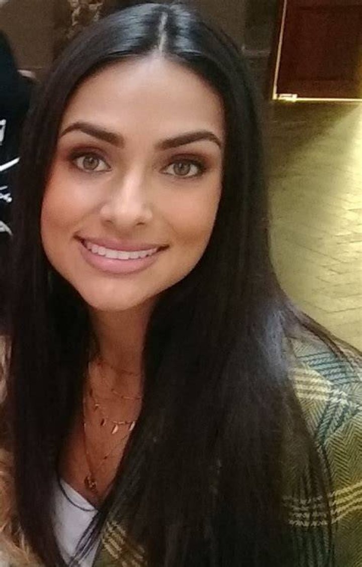 Renata Domínguez Net Worth