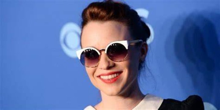 Renee Felice Smith Net Worth