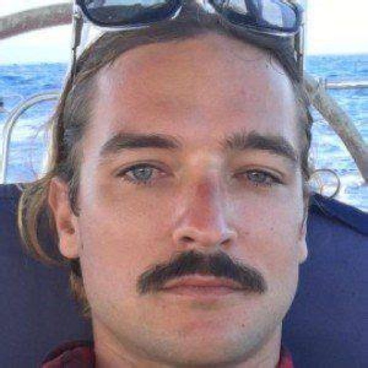Riley Whitelum Net Worth