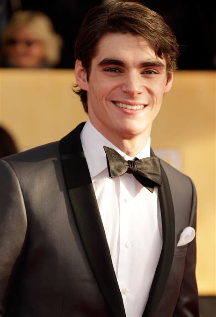 rj mitte breaking bad rj mitte breaking bad