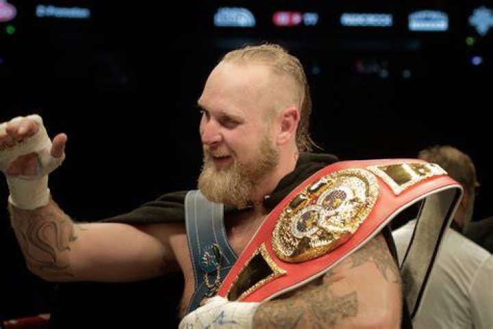 Robert Helenius Net Worth