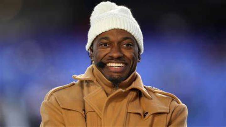 Robert Paige Net Worth 2024