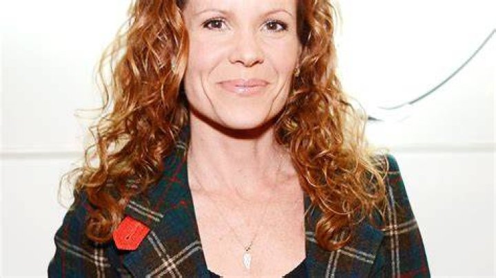 Robyn Lively