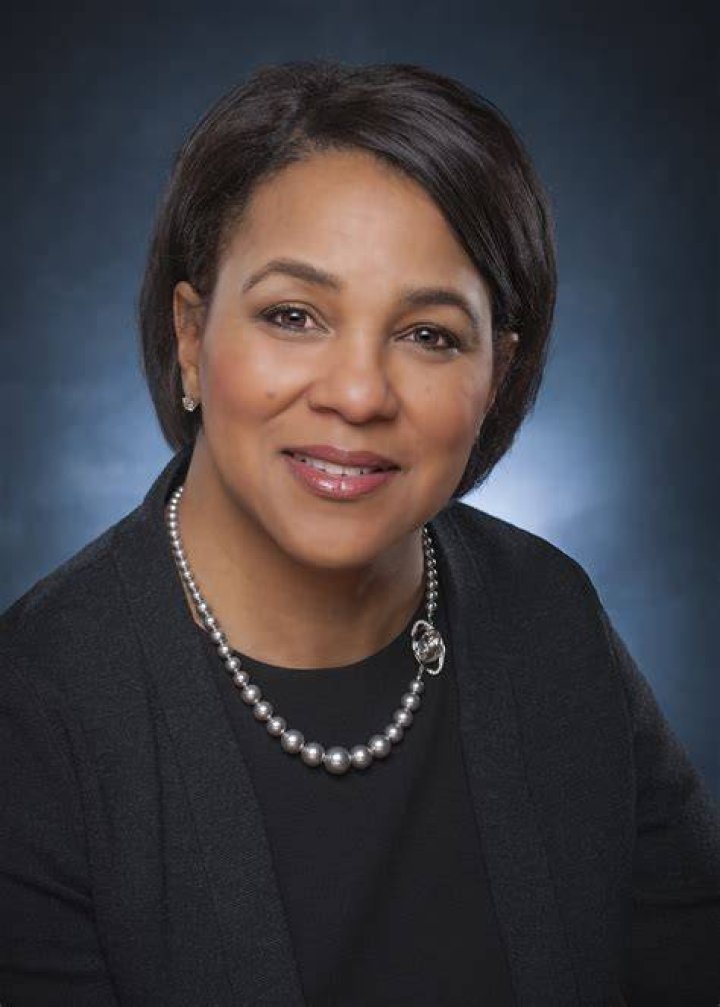 Rosalind Harris Net Worth