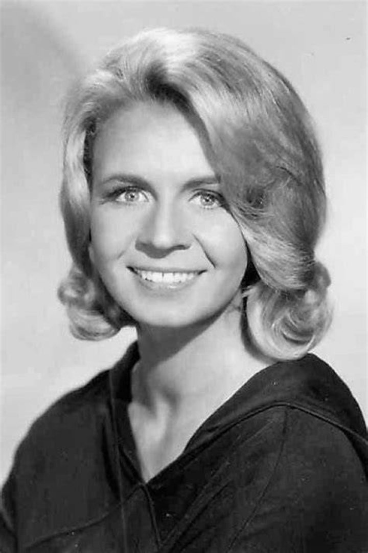 Salome Jens Net Worth
