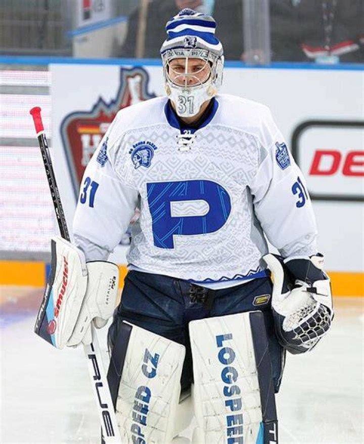 Hockey: Samuel Hlavaj Wikipedia Bio Nationality And Parents Samuel Hlavaj Wikipedia