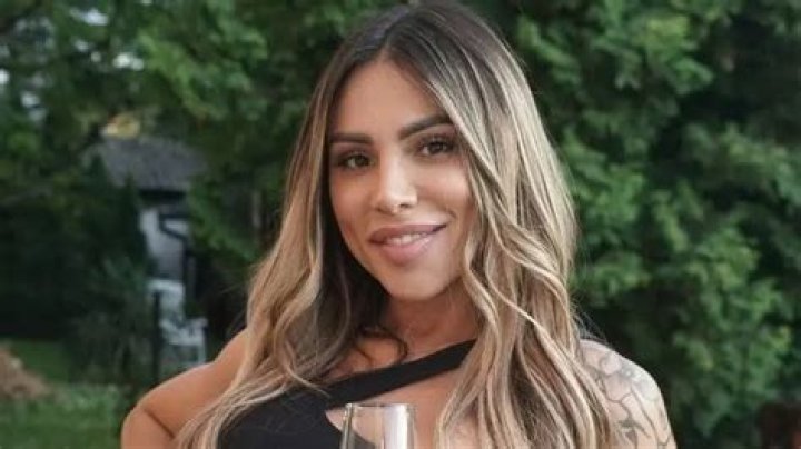 Sandra Afrika Net Worth