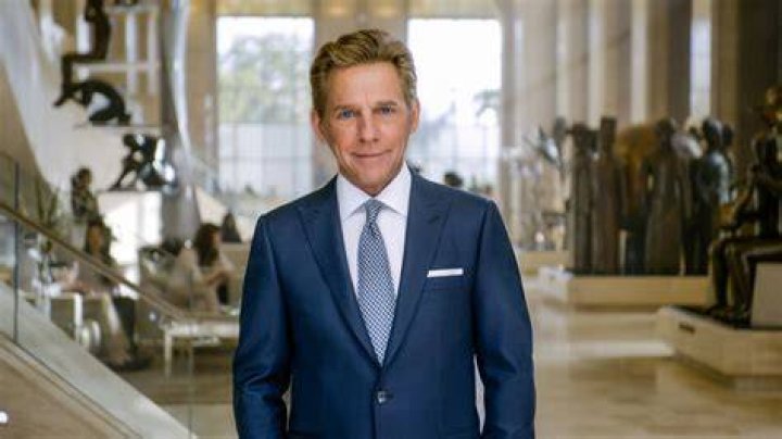 Does David Miscavige Have Kids With His Wife Shelly Miscavige? Family And Net Worth Scientology leader David Miscavige is FINALLY pictured with wife Shelly who has not been seen in public since 2007 and was reported missing