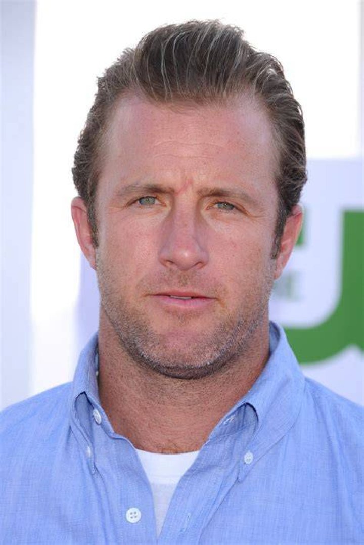 Scott Caan in 'Alert'