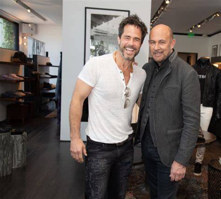 Shawn Christian Height