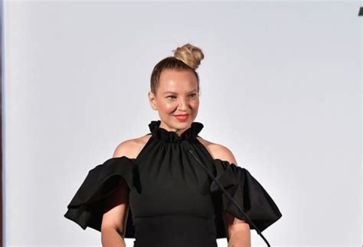 Sia Furler Net Worth