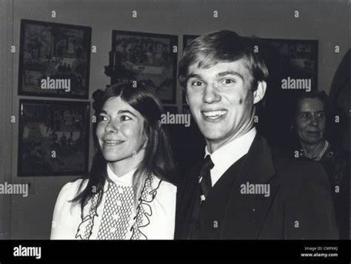 Sian Barbara Allen Net Worth