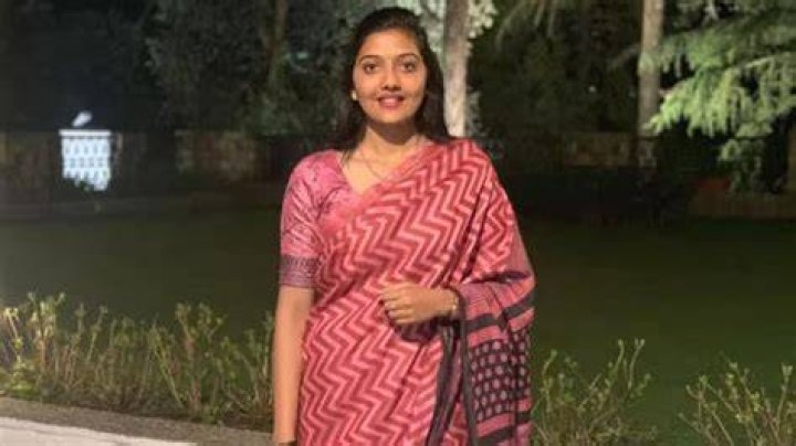 Srushti Jayant Deshmukh husband