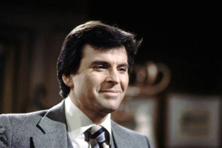 Stuart Damon
