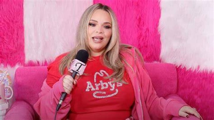 Trisha Paytas hanging out with her baby