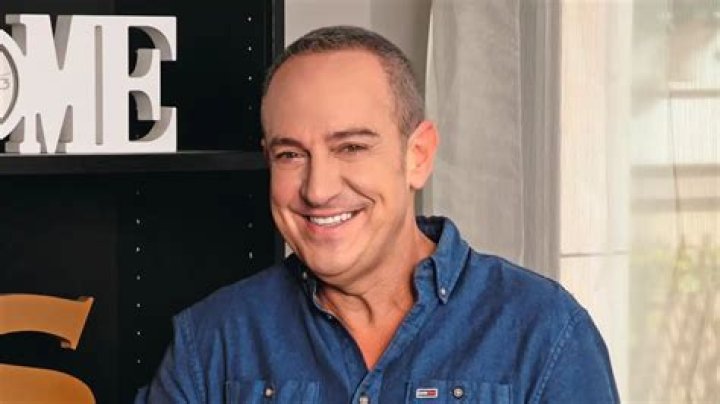 Victor Sandoval