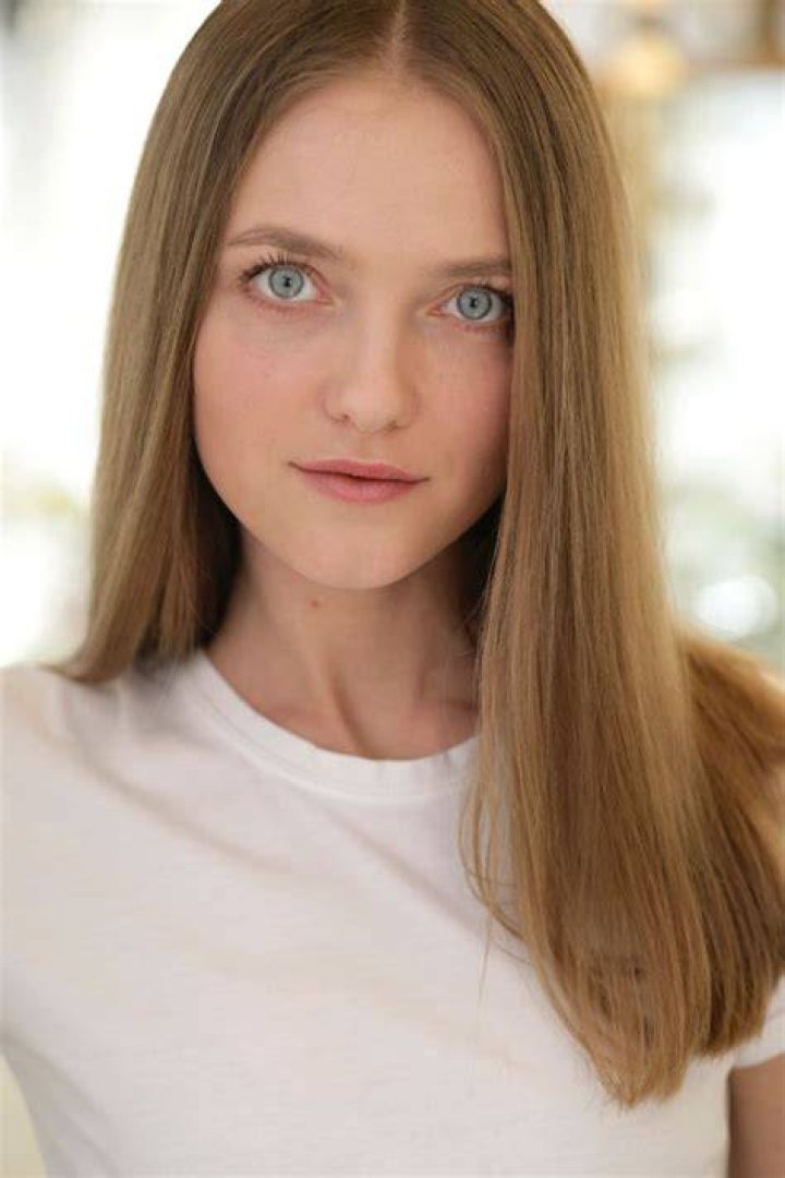 Vlada Roslyakova Net Worth, Bio (Wiki)