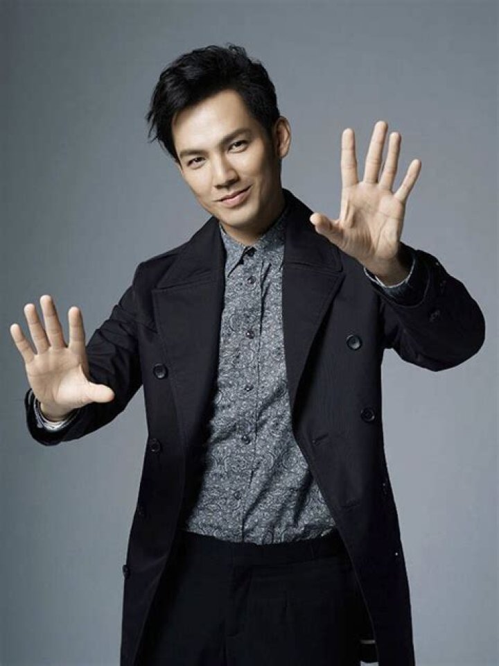 Wallace Chung Net Worth