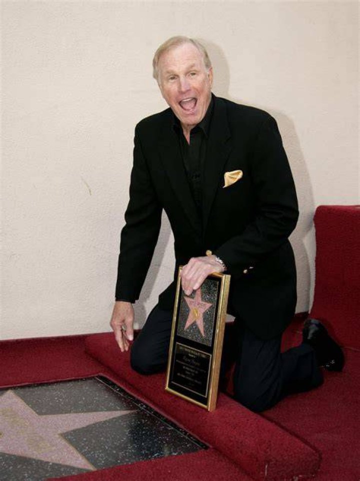 wayne rogers career wayne rogers career