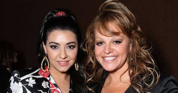 what happened between graciela beltran jenni rivera