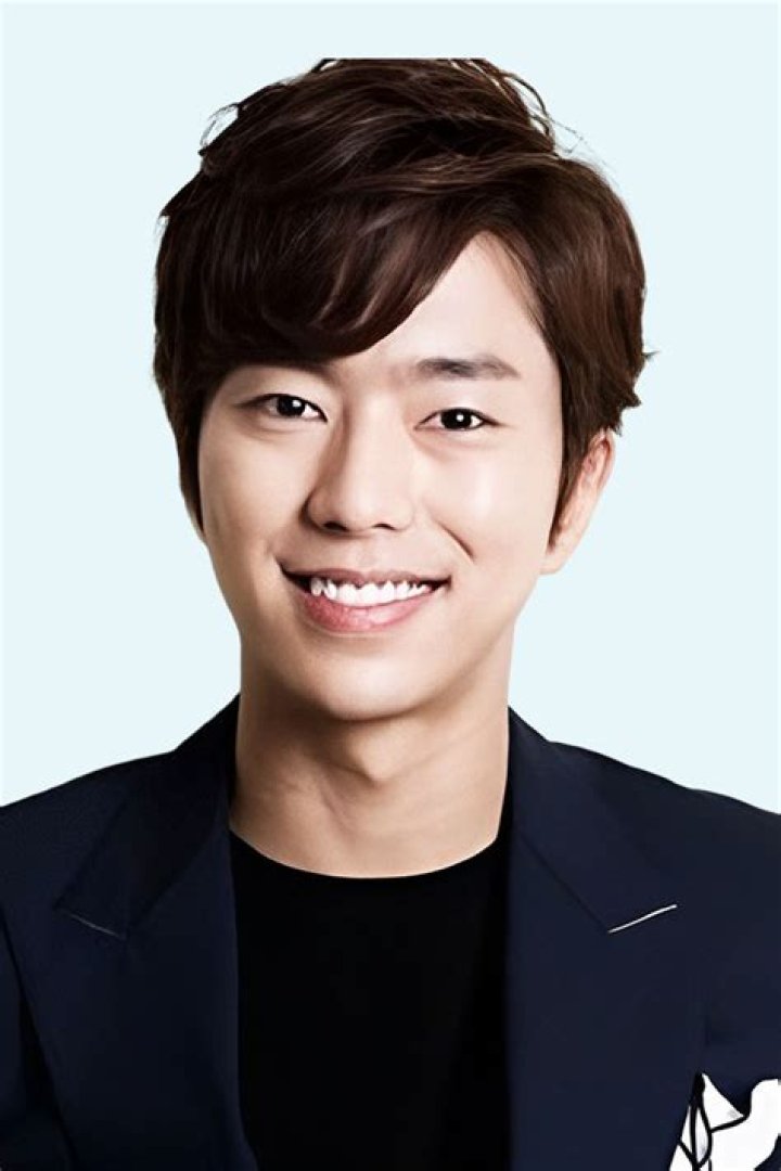 Yoon Hyun-min Net Worth